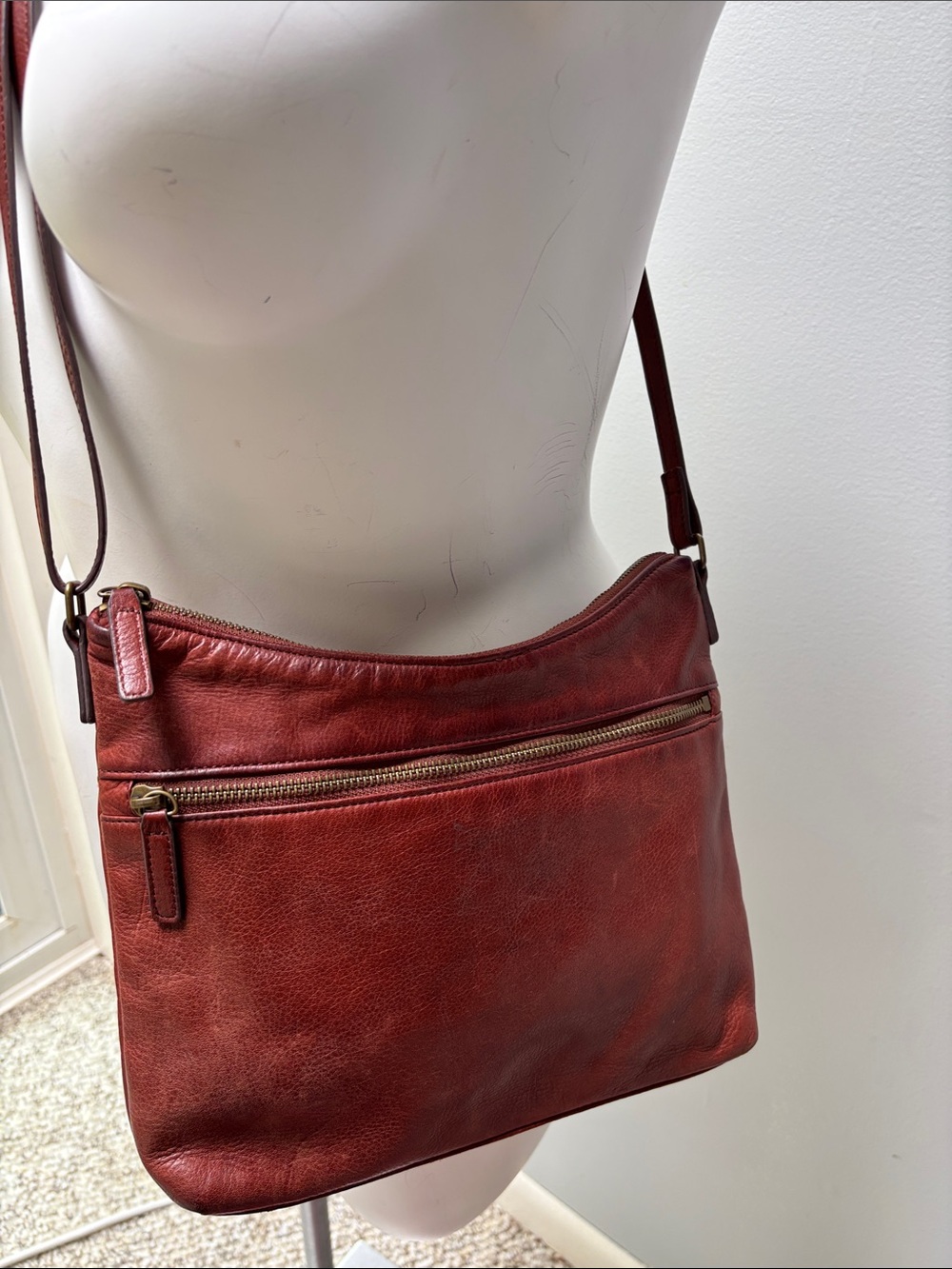 Margot pebble Leather Crossbody Bag in Cognac with extra-long adjustable strap